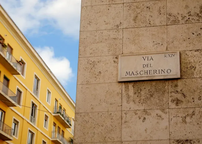 Apartment Borgo Charme Mascherino Rom